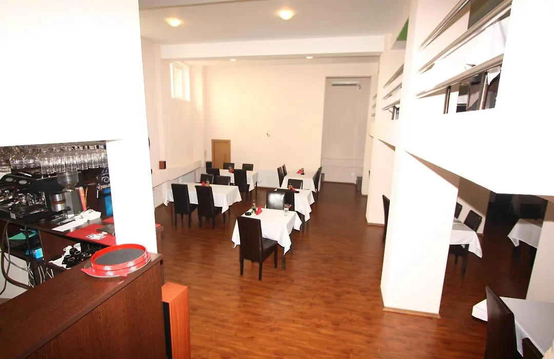 Hotel Basarab-1